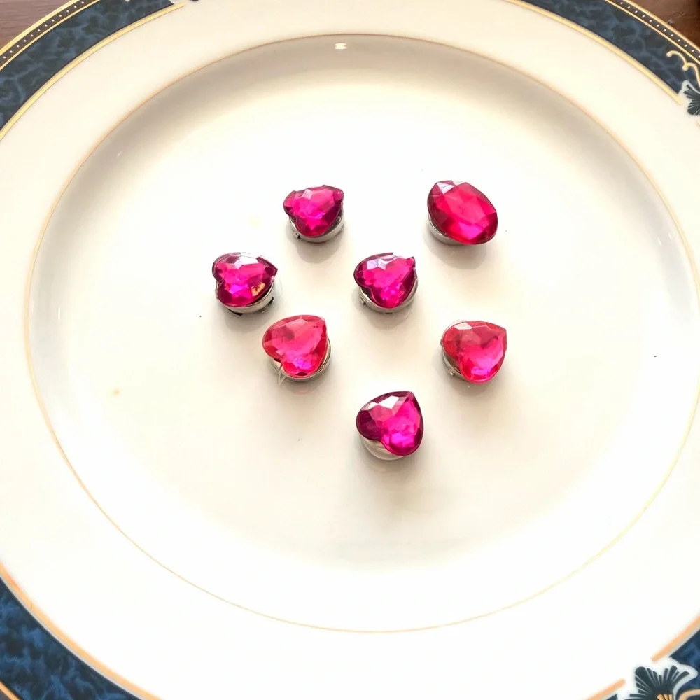 Heart-Shaped Pink Button Covers plus Oval - Picture 4 of 7